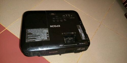 Projector Epson ppwerlite 1284