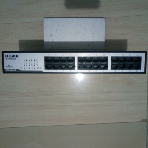 D-link DES 1024D 24 ports Fast Ethernet switch