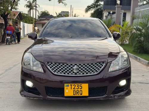 Toyota Crown Athlete New 