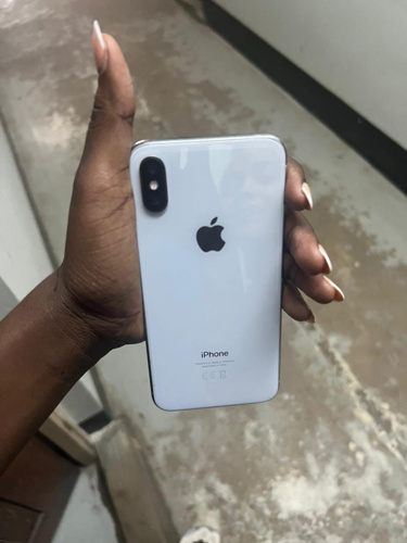 iPhone X