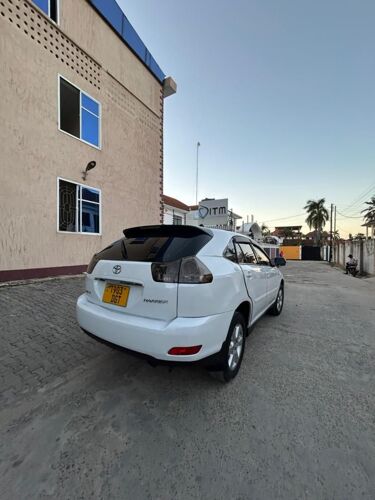 Toyota harrier new model 