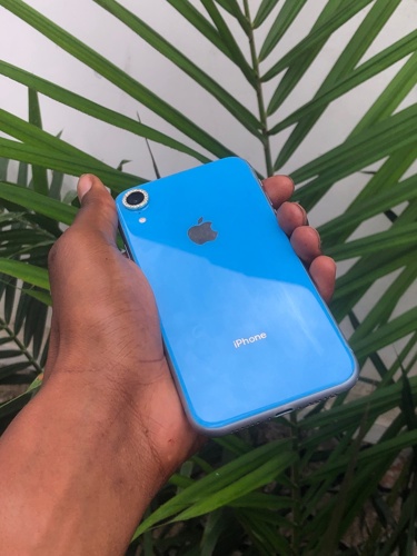 IPHONE XR