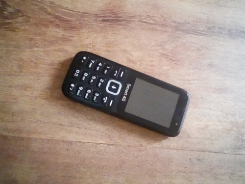 AZUMI ANDROID BUTTON PHONE