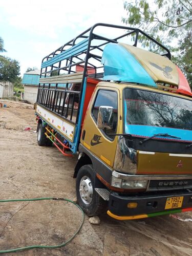 Canter ya mzigo 4d34 turbo 