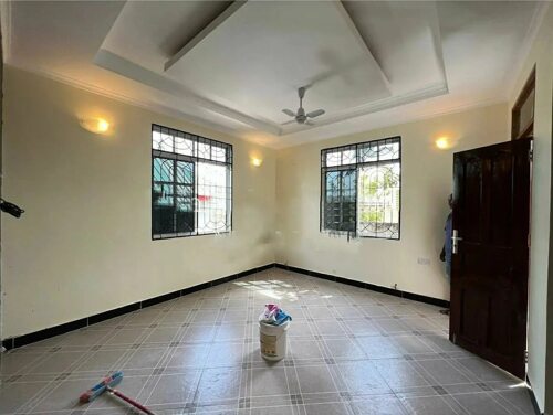 HOUSE FOR RENT