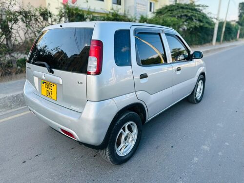Suzuki swift DW