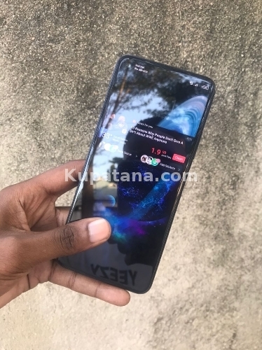 Infinix Note 8i