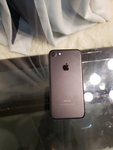 Iphone 7 Plain Black
