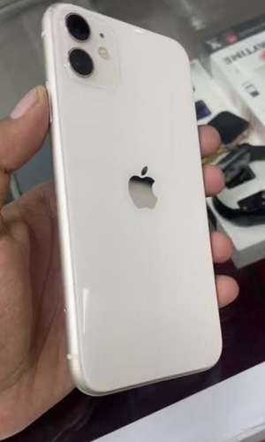 IPhone 11 plain