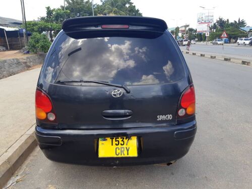 Toyota spacio 