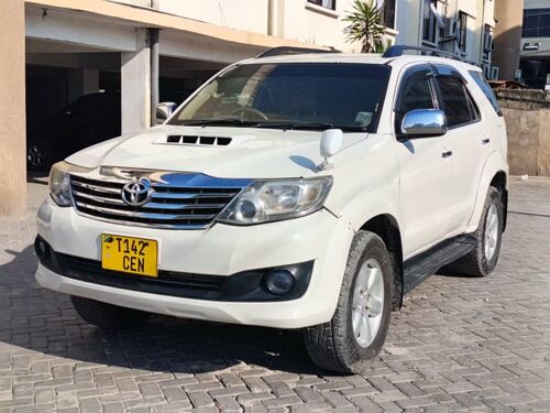 Toyota Fortuner 