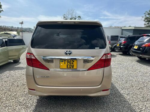 Toyota alphard new model 