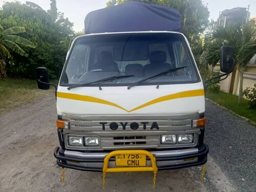 Toyota  dyna pick up