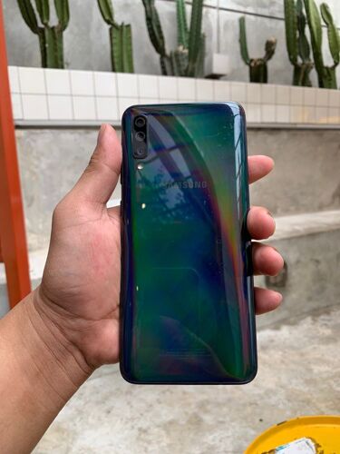 Samsung a70 