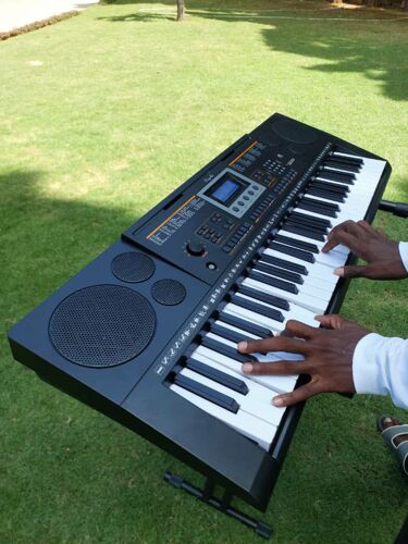 Electronic Keyboard 829