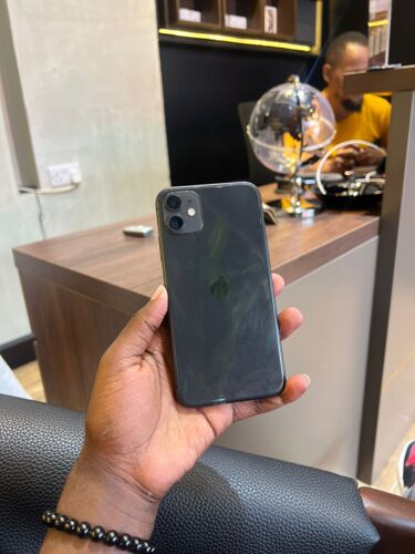 iPhone 11plain GB 64 