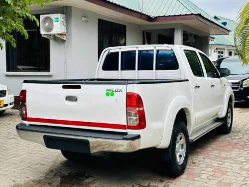 Hilux double cabin Pickup 2kd 