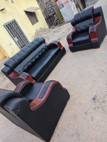 sofa set leiza mpya sanaaa