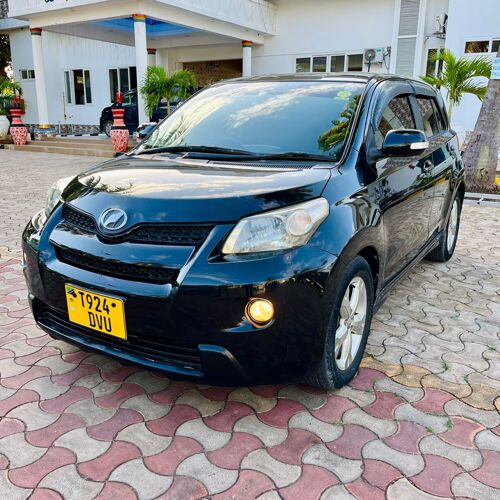 Toyota Ist 2010