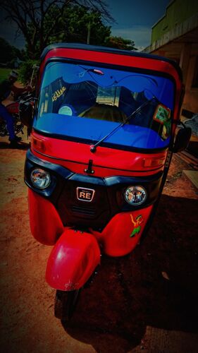BAJAJ RE 250