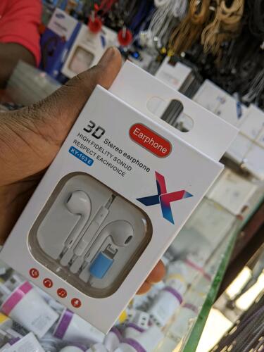 Iphone original earphone
