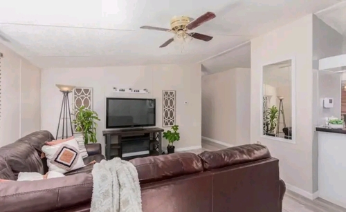 One master bdrm at upanga