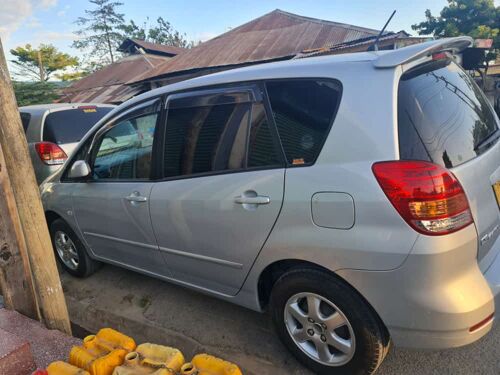 Toyota Spacio 2004