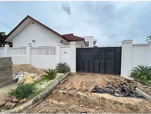 HOUSE FOR RENT