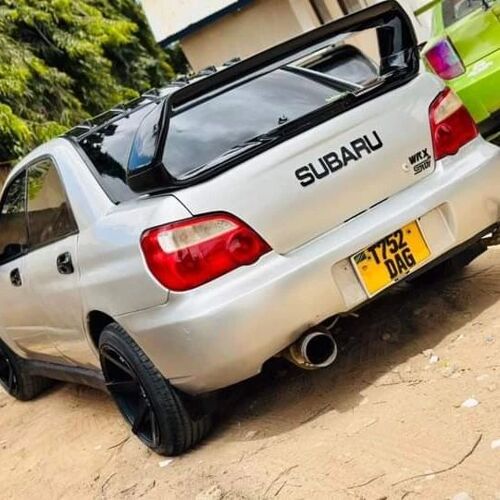 Subaru WRX inauzwa 