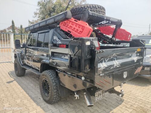 Landcruiser Double Cabin