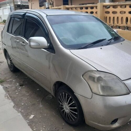 Toyota Raum