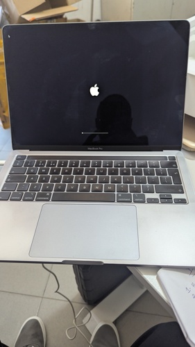 MAC BOOK PRO 2020