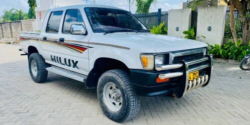 Hilux double cabin Pickup 