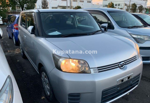 TOYOTA  RUMION