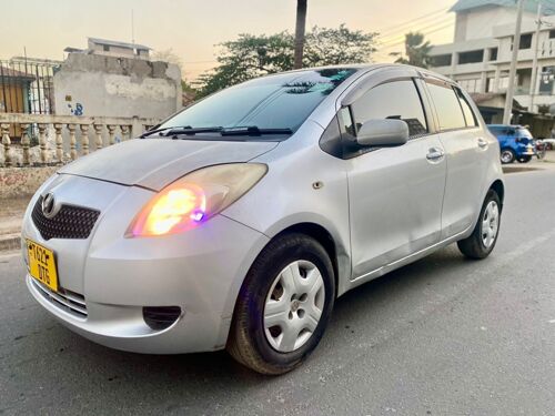 Toyota vitz new 