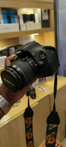 CANON EOS 600D WITH 18-55MM LENS
