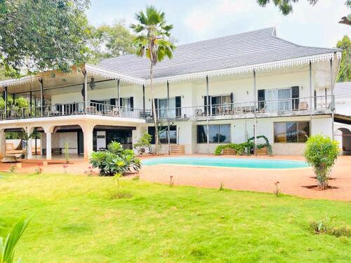 Beach House for sale mbezi