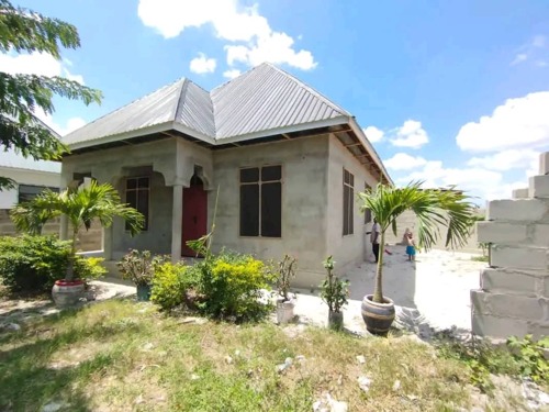 YAVYUMBA 4,KIVULE/MSONGOLA