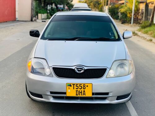 TOYOTA RUNX 