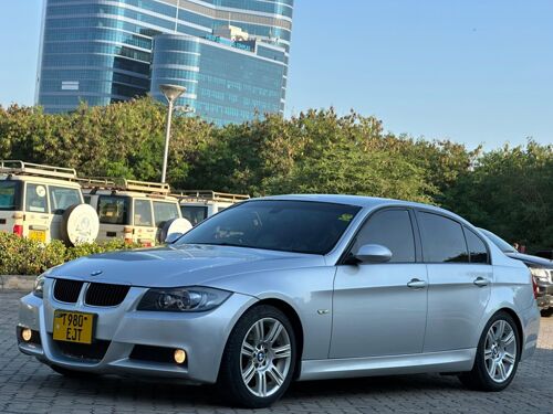 NAUZA BMW X1 SERIES