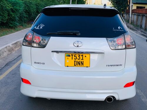 Toyota harrier 