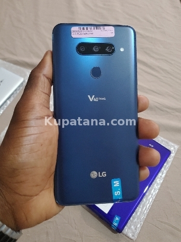 LG V40 THINQ
