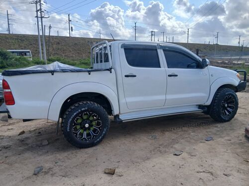 Hilux Double cabin Pickup vigo