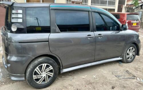 NAUZA TOYOTA SIENTA NZURI 