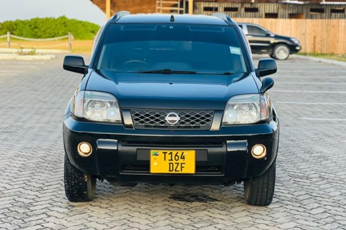 NISSAN X TRAIL