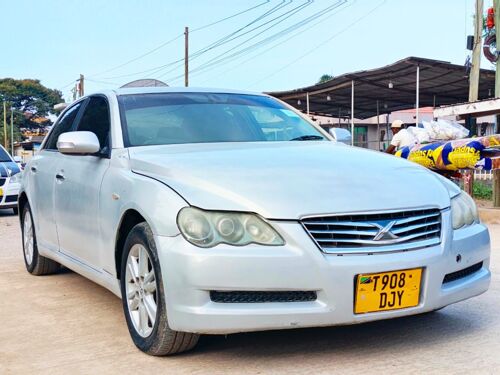 NAUZA TOYOTA MARK X 