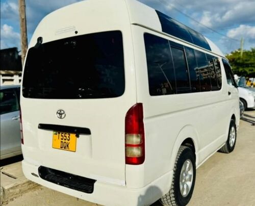 Toyota Hiace Cash MKOPO 