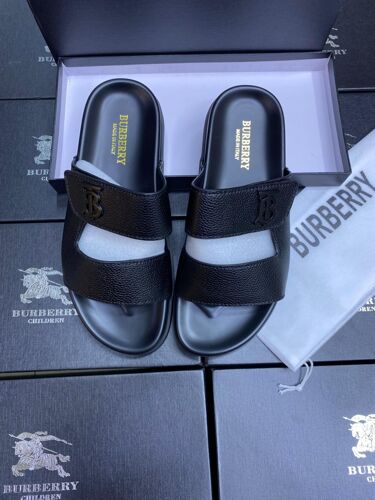 BURBERRY NEW SANDALS 