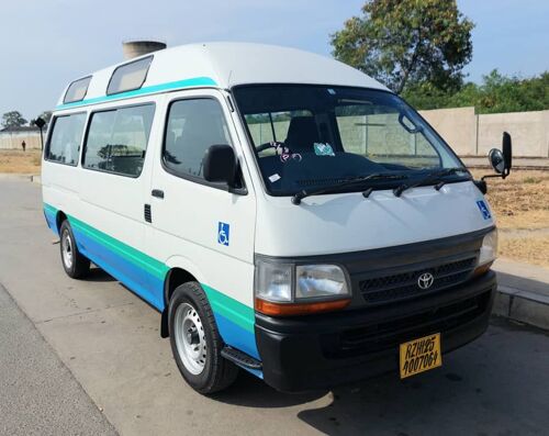 TOYOTA HIACE 2RZ AUTOMATIC