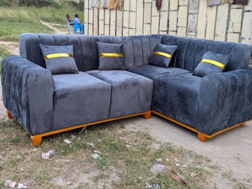 SOFA SET CLASSIC SANA MPYA